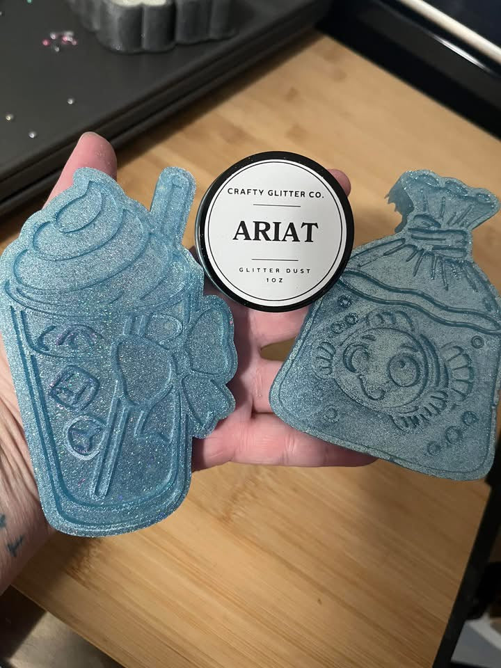 Ariat: Metallic Glitter Dust